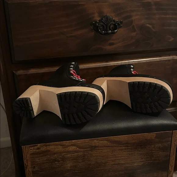 Swedish Hasbeens Red Lace-Up Women's Boots. Size 37. - Picture 7 of 8